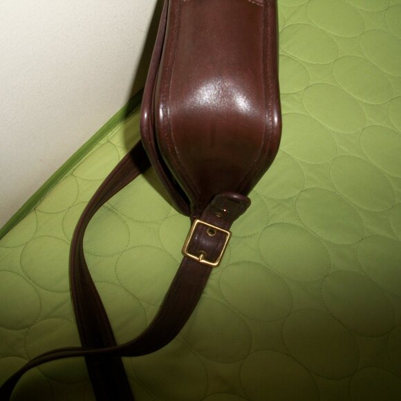 Vintage Coach 9145 Legacy Studio Flap Brown Bag - Picture 10 of 16